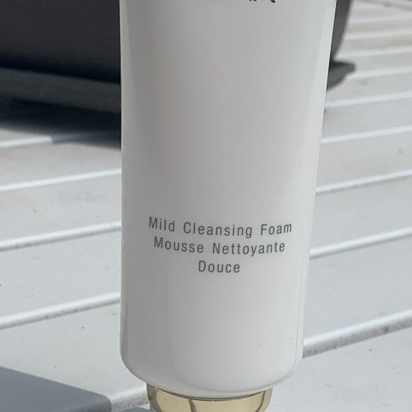 Shiseido Elixir Mild Cleansing Foam - Picture 3 of 7